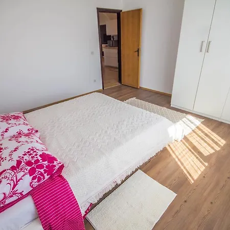 Apartman Erik *